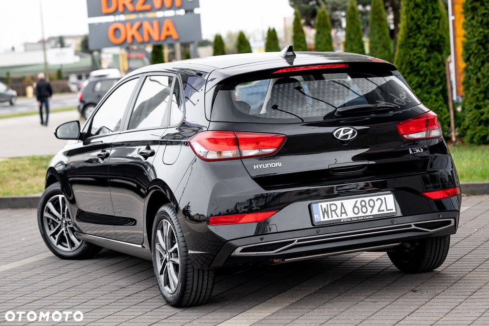 Hyundai i30 1.5 T-GDI 48V Premium DCT - 8