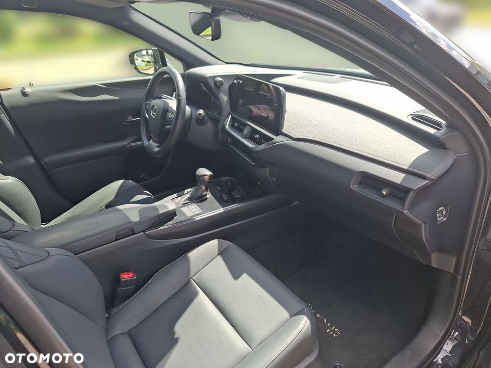 Lexus UX 250h GPF F Sport Design 2WD - 15