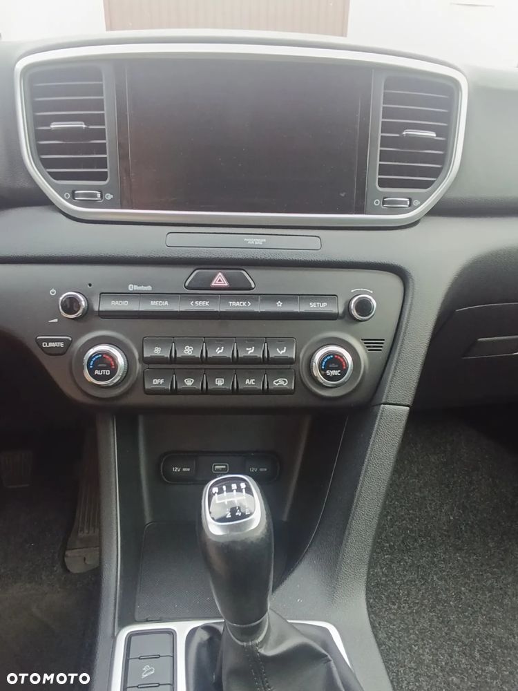 Kia Sportage 1.6 CRDI M 2WD - 29
