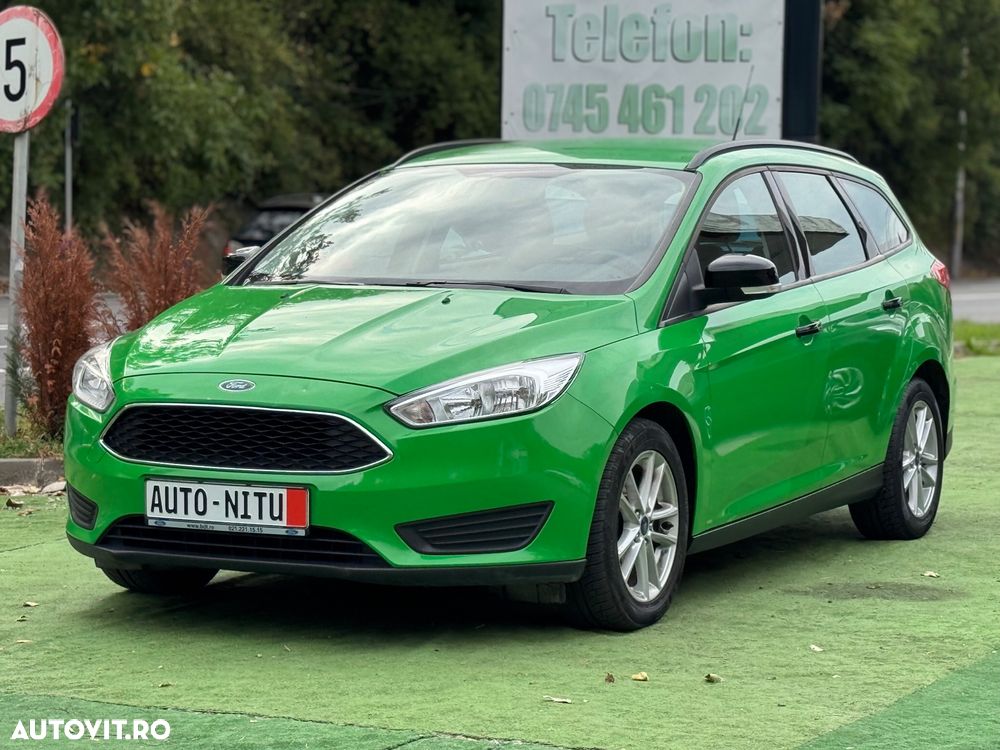 Ford Focus - 12