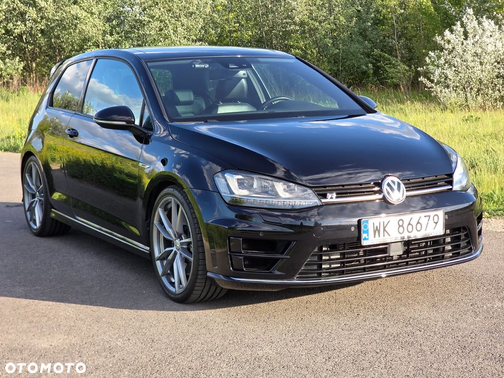 Volkswagen Golf - 2
