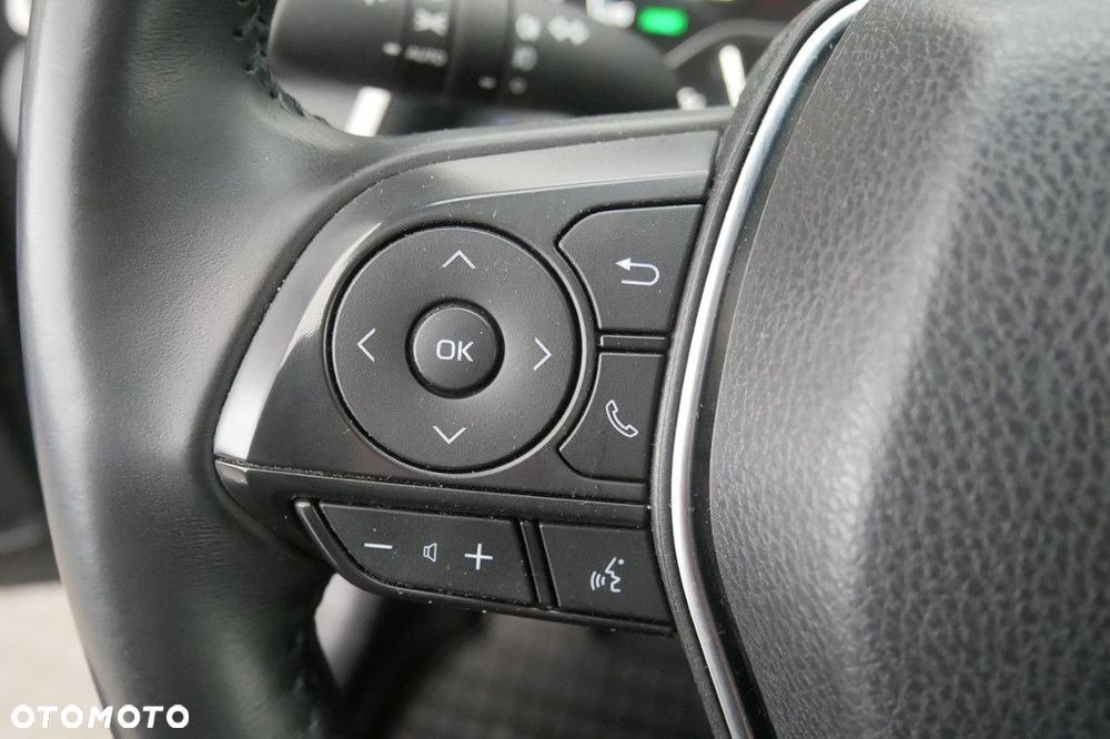 Toyota Camry 2.5 Hybrid Comfort CVT - 23