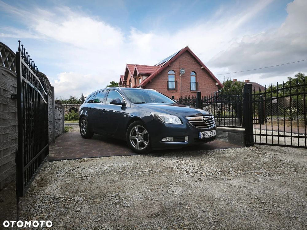 Opel Insignia 2.0 CDTI - 12