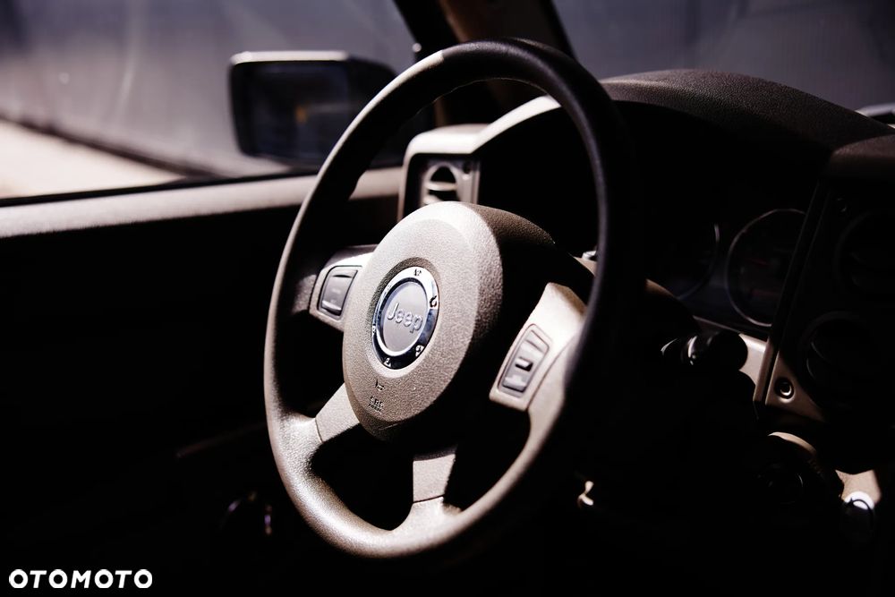 Jeep Commander 3.0 CRD DPF Automatik Limited - 26