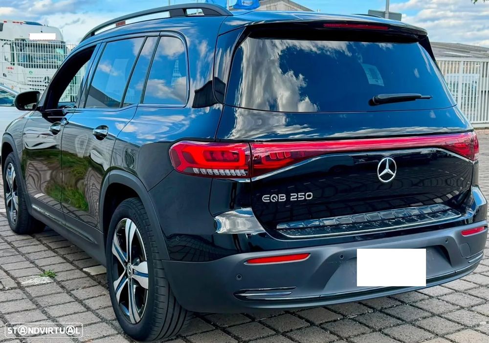 Mercedes-Benz EQB 250 Progressive - 4