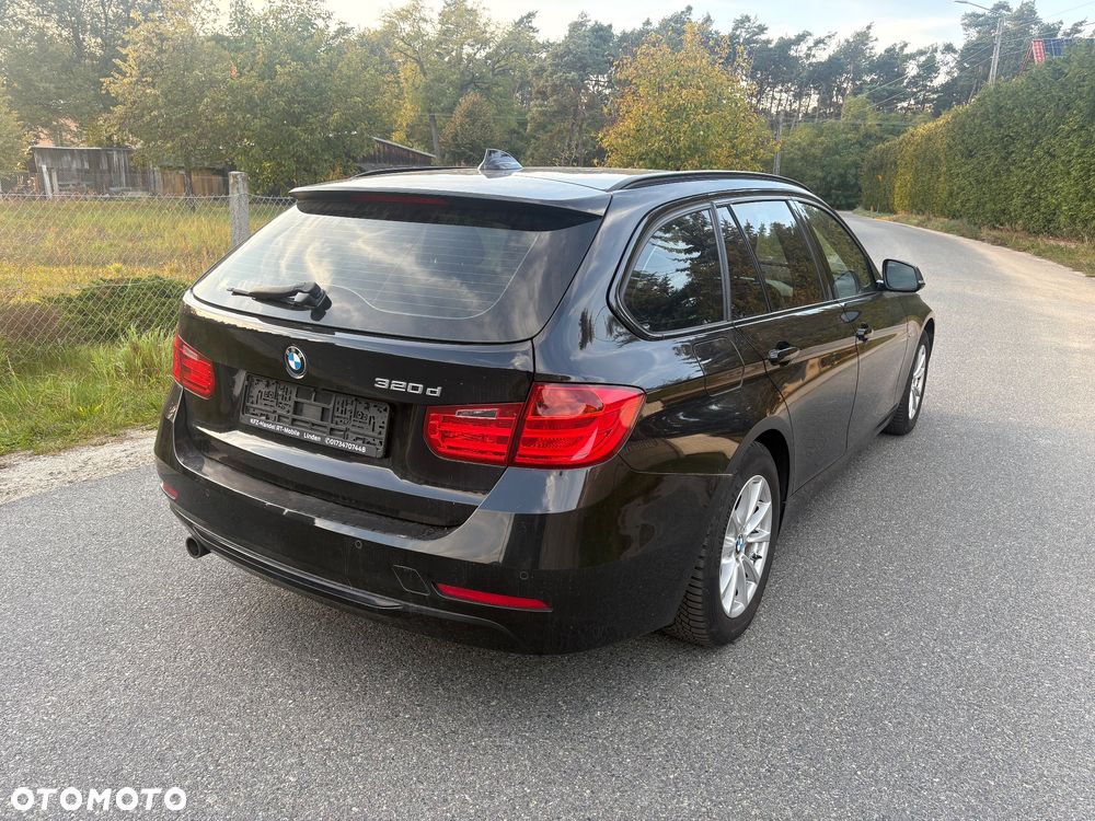 BMW 3 Series 2014 photo 3