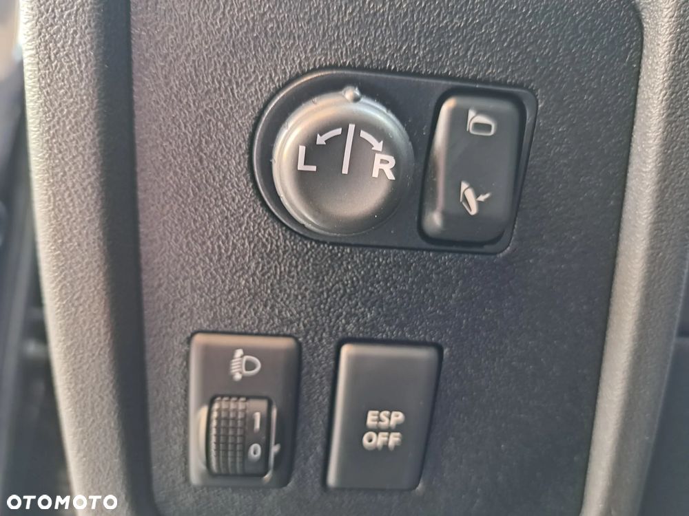 Nissan Qashqai - 25