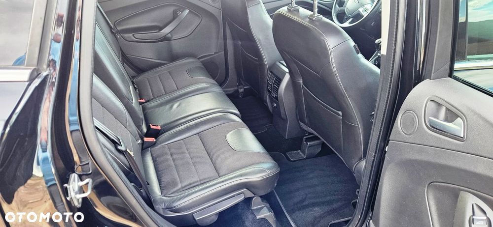 Ford Kuga 2.0 TDCi 4x4 Titanium - 20
