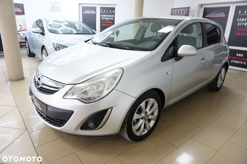 Opel Corsa 1.2 16V Cosmo - 7