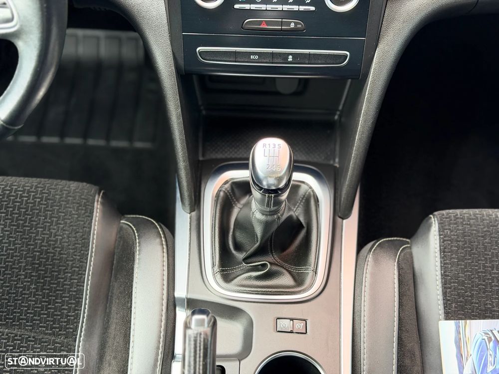 Renault Mégane Sport Tourer 1.5 dCi Intens - 9