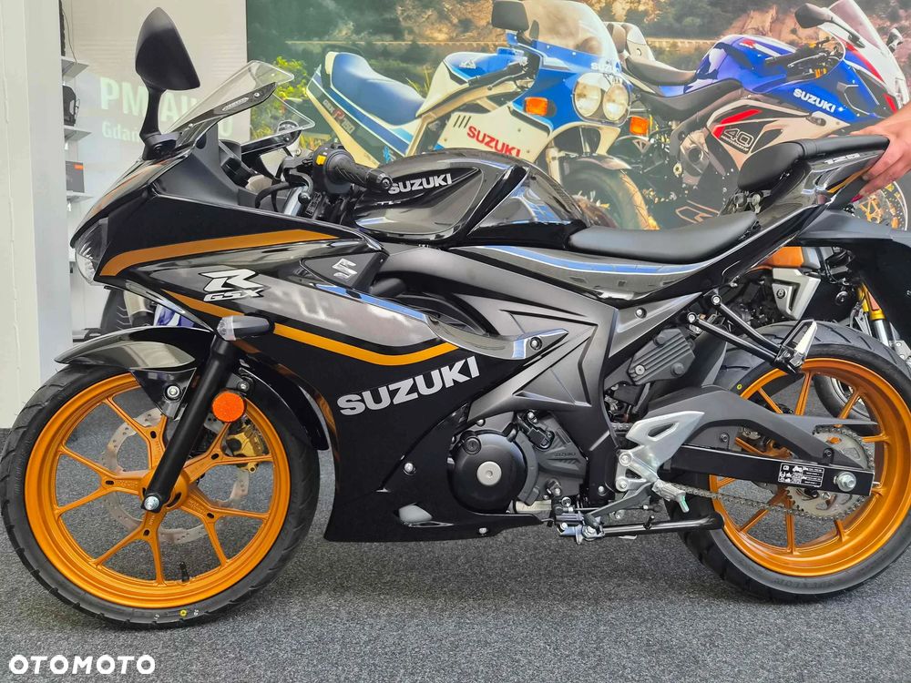 Suzuki GSX-R - 6
