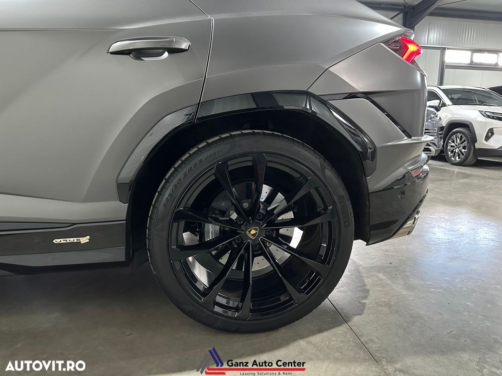 Lamborghini URUS Standard - 35