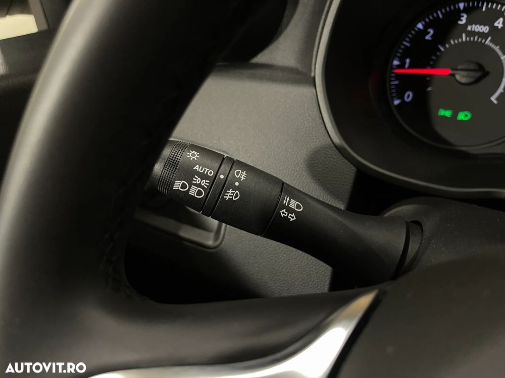 Dacia Duster 1.6 SCe Comfort - 21
