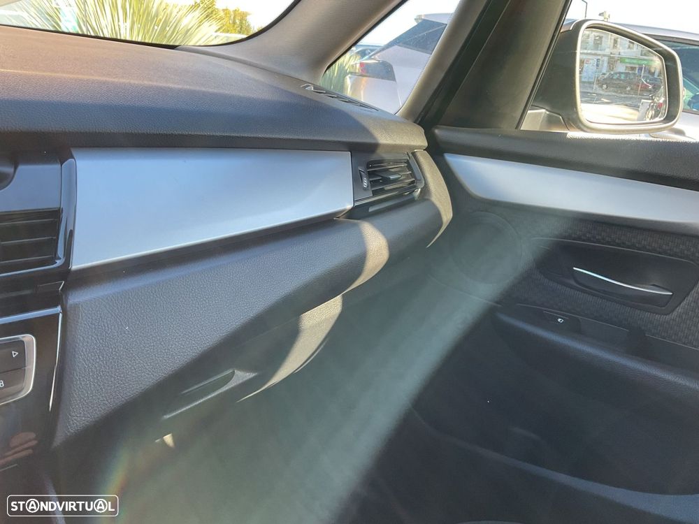 BMW 216 Active Tourer d - 30