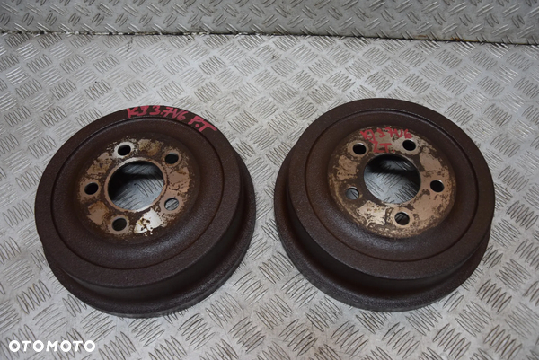 JEEP CHEROKEE KJ BĘBEN BĘBNY HAMULCOWE TYŁ KPL.