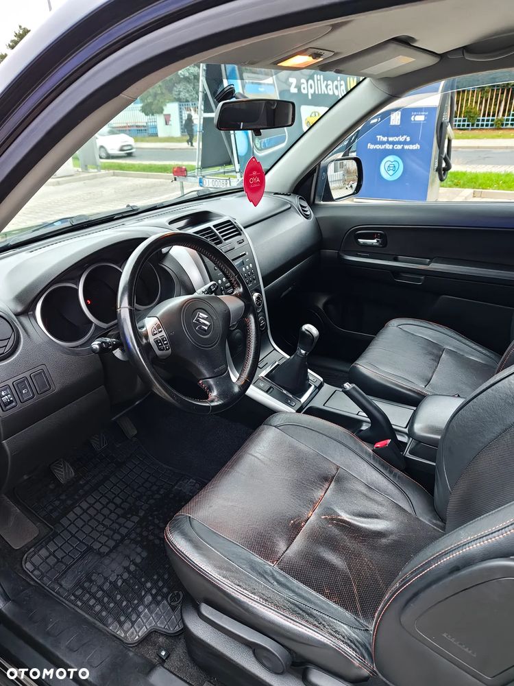 Suzuki Grand Vitara - 13
