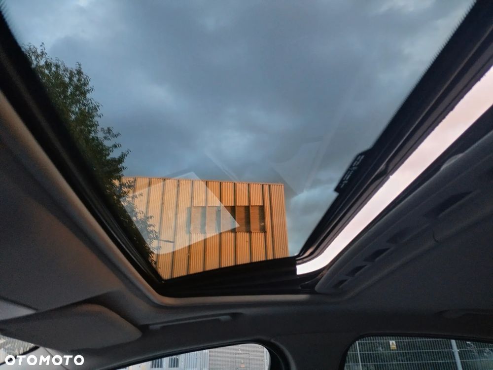 Ford Mondeo 2.0 Trend X - 12