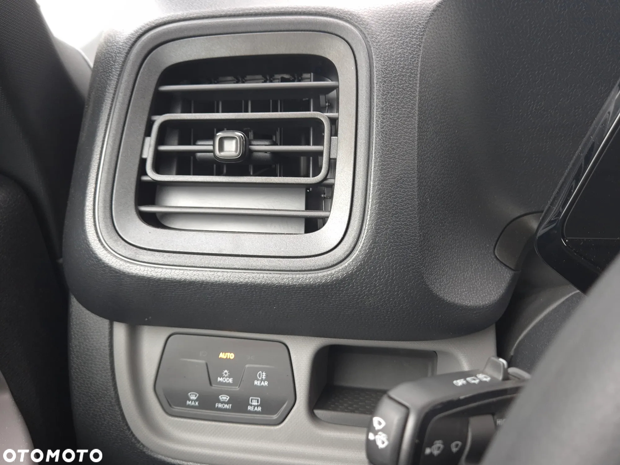 Volkswagen ID.Buzz - 10