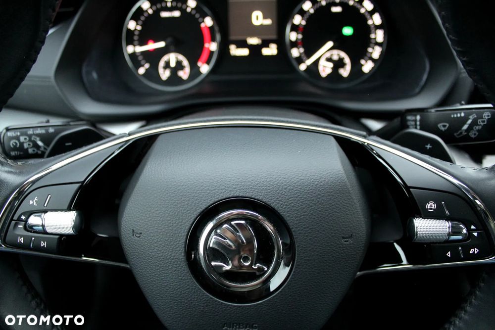 Skoda Octavia 1.0 TSI e-TEC DSG Ambition - 10