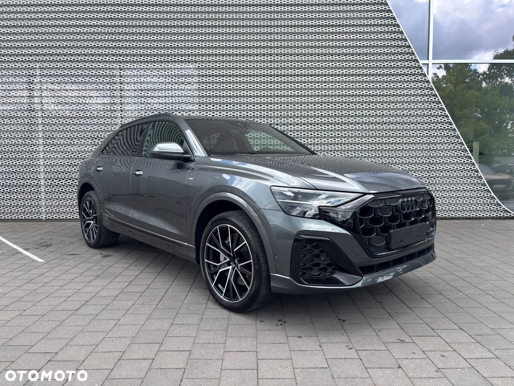 Audi Q8 55 TFSI e PHEV Quattro Tiptronic - 3