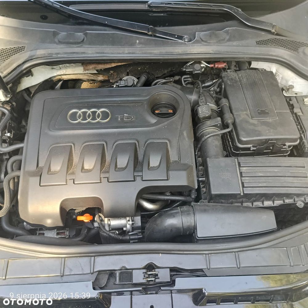 Audi A3 Sportback 1.6 TDI DPF Ambiente - 7