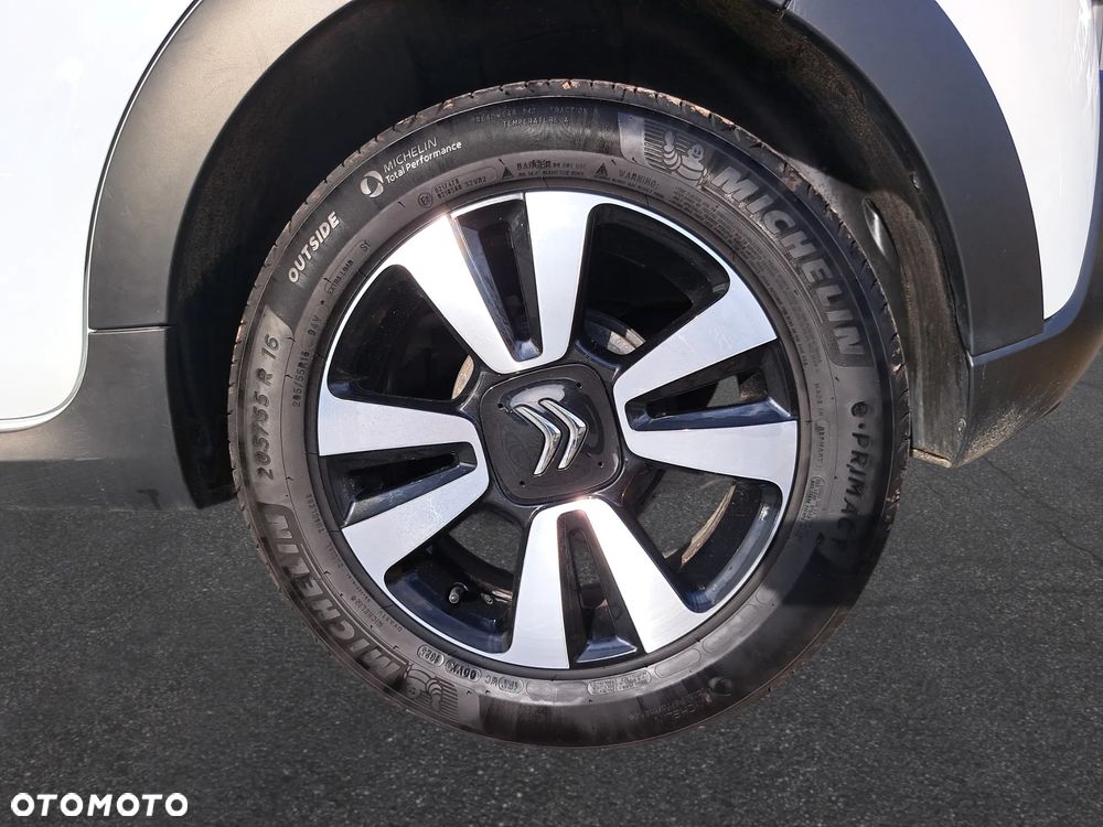 Citroën C3 1.2 PureTech Shine - 10