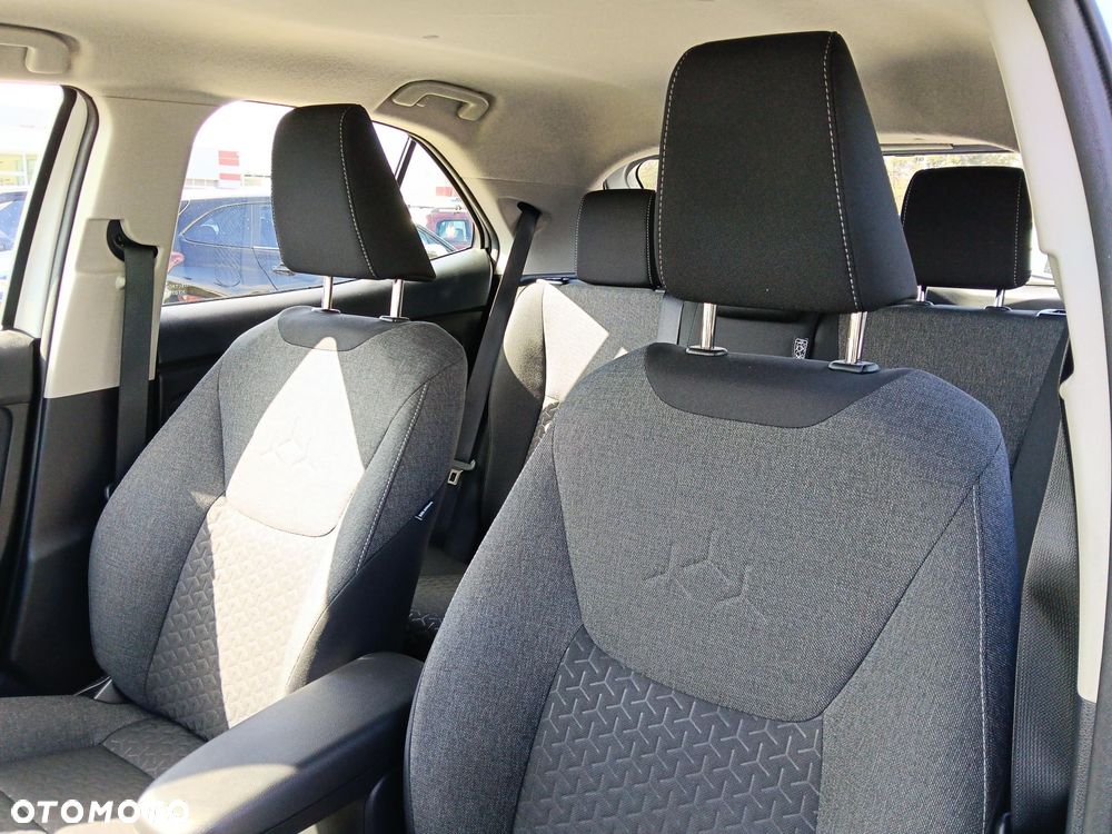Toyota Yaris Cross Hybrid 1.5 Comfort 4x4 - 11