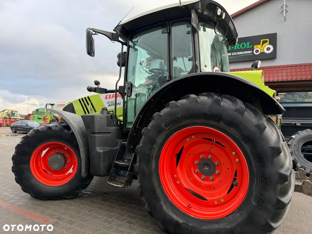 Claas ARION 640 CEBIS  650 660  JOHN DEERE 6930 - 7