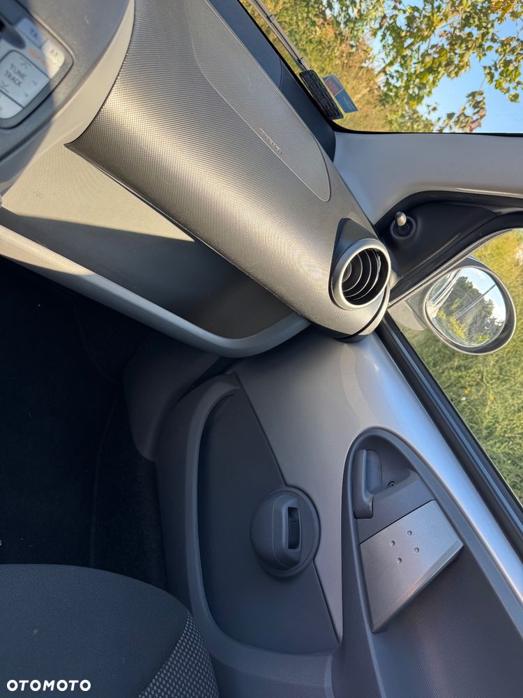 Toyota Aygo - 25