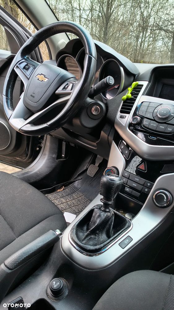 Chevrolet Cruze 1.8 LT - 22