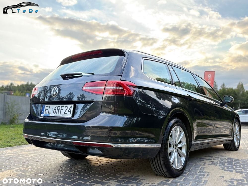 Volkswagen Passat Variant 2.0 TDI SCR 4Motion DSG Highline - 16