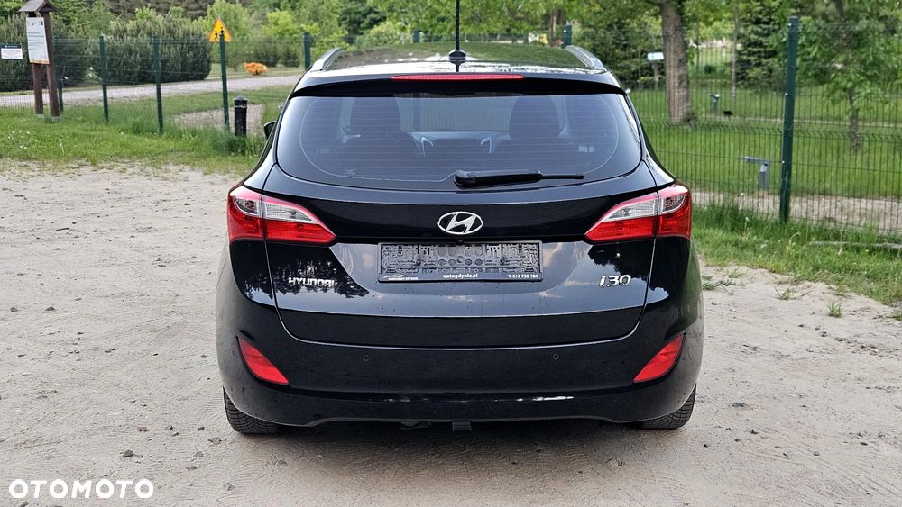 Hyundai i30 1.6 CRDi Automatik Style - 17
