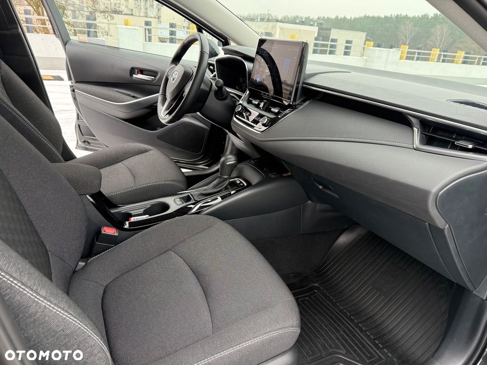 Toyota Corolla 1.8 Hybrid Comfort - 27