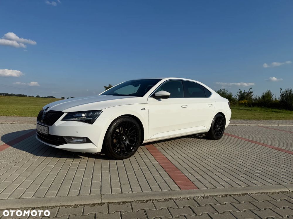Skoda Superb 2.0 TDI L&K DSG - 2