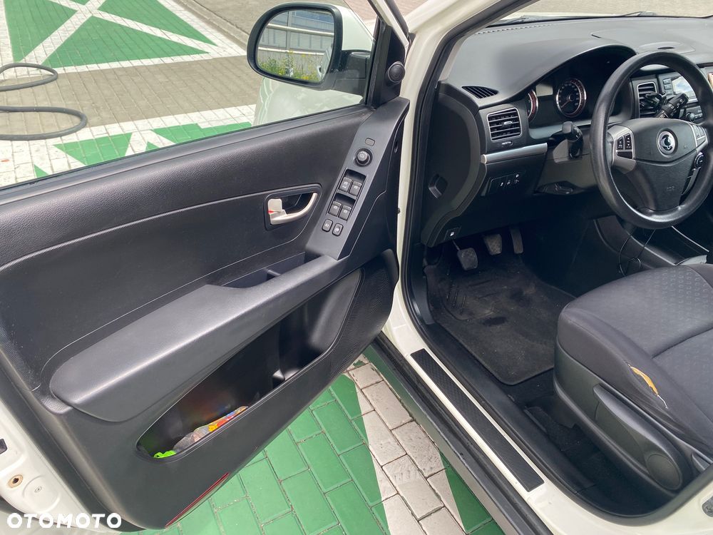 SsangYong/KGM Korando 2.0 e-XDi Crystal 2WD - 15