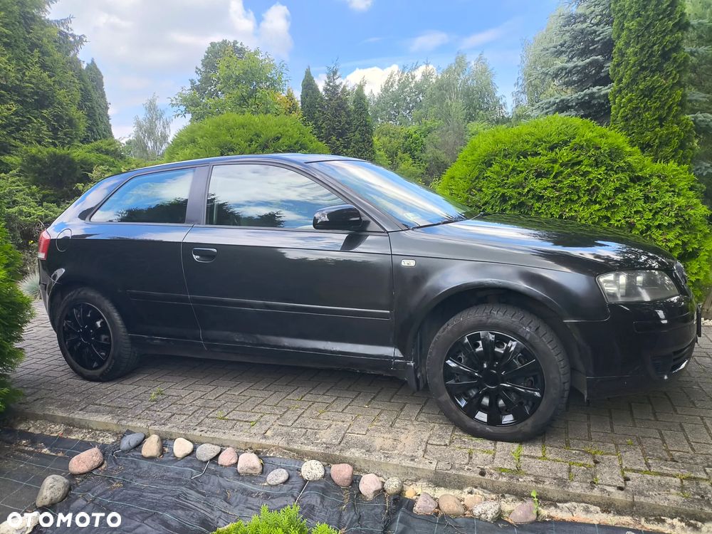 Audi A3 3-drzwiowe 1.6 Ambiente - 14