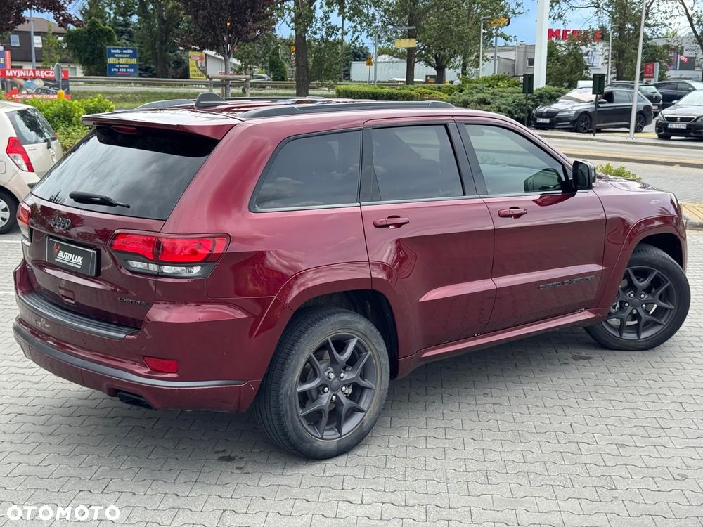 Jeep Grand Cherokee - 8