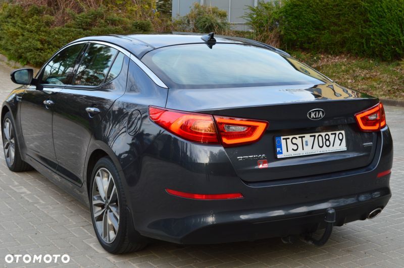 Kia Optima - 8