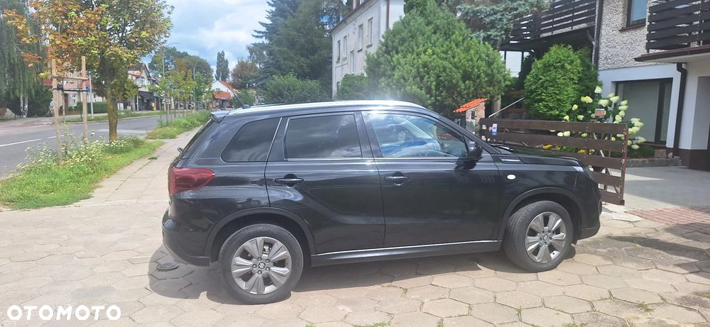Suzuki Vitara 1.5 Strong Hybrid Elegance Sun 4WD AGS - 9