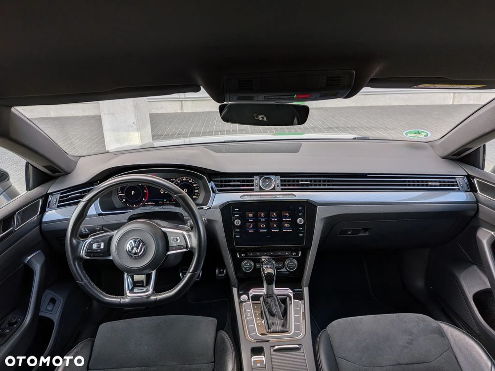 Volkswagen Arteon 2.0 TDI SCR R-Line DSG - 12