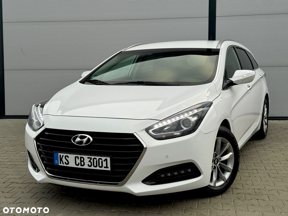 Hyundai i40 Kombi blue 1.7 CRDi DCT Premium - 1