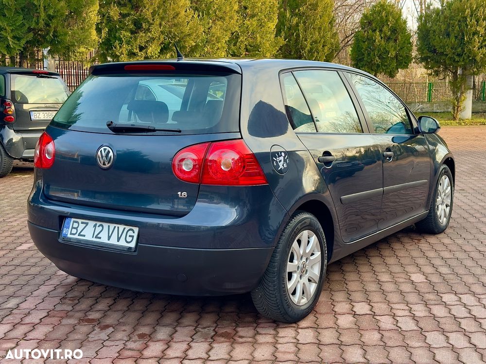 Volkswagen Golf 1.6 Highline - 4