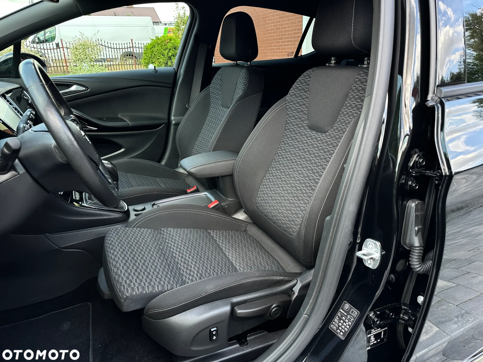 Opel Astra 1.4 Turbo Dynamic - 25
