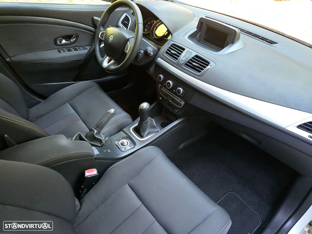 Renault Mégane 1.5 dCi Confort - 24