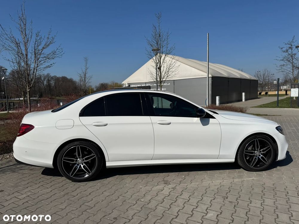 Mercedes-Benz Klasa E 220 d 4-Matic 9G-TRONIC - 6