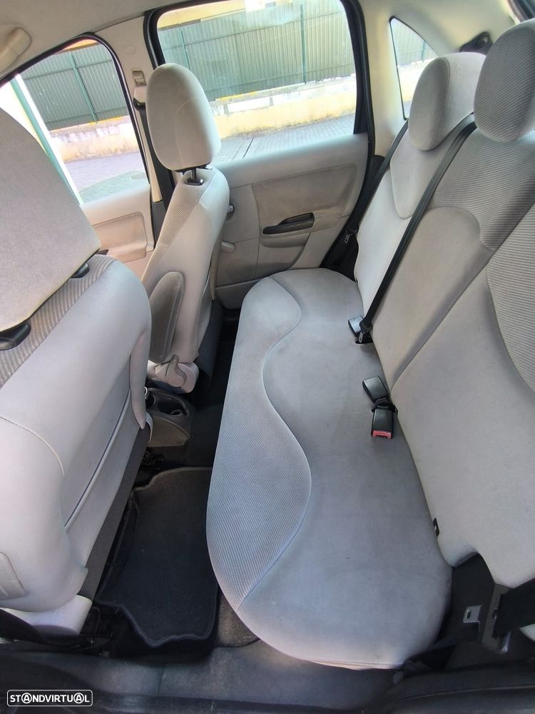 Citroen C3 2006 photo 4