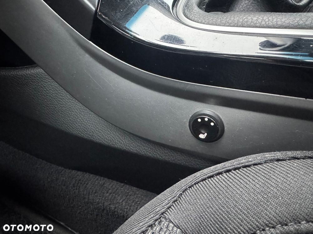 Hyundai i40 i40cw 1.6 Fifa World Cup Edition - 36