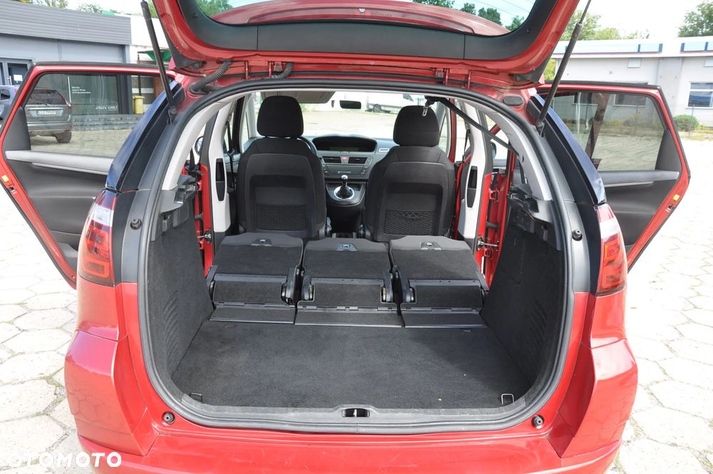 Citroën C4 Picasso 1.6 HDi Attraction - 12