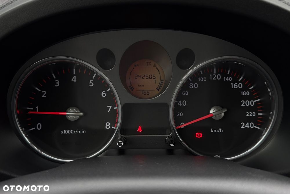 Nissan X-Trail 2.0 4x4 XE - 12