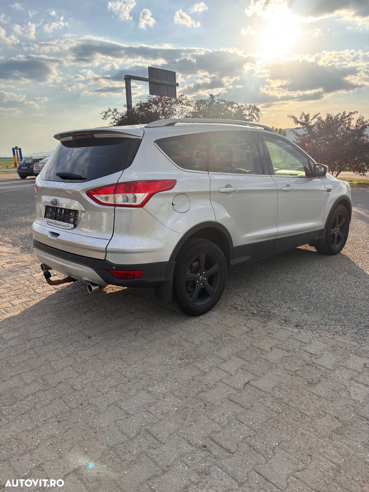 Ford Kuga 2.0 TDCi 4WD Titanium - 6